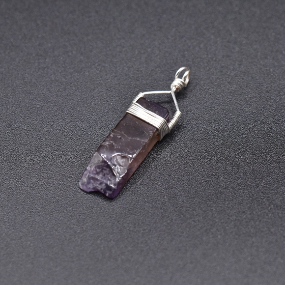 Beautiful amethyst wire wrapped pendent - Picture 4 of 6
